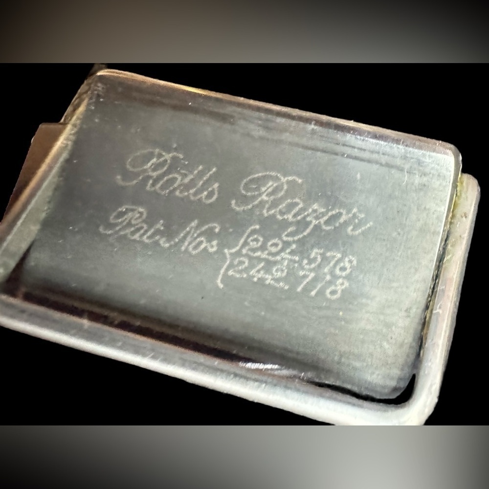 1927 Rolls Razor Ltd. Safety Razor Kit - Picture 8 of 16